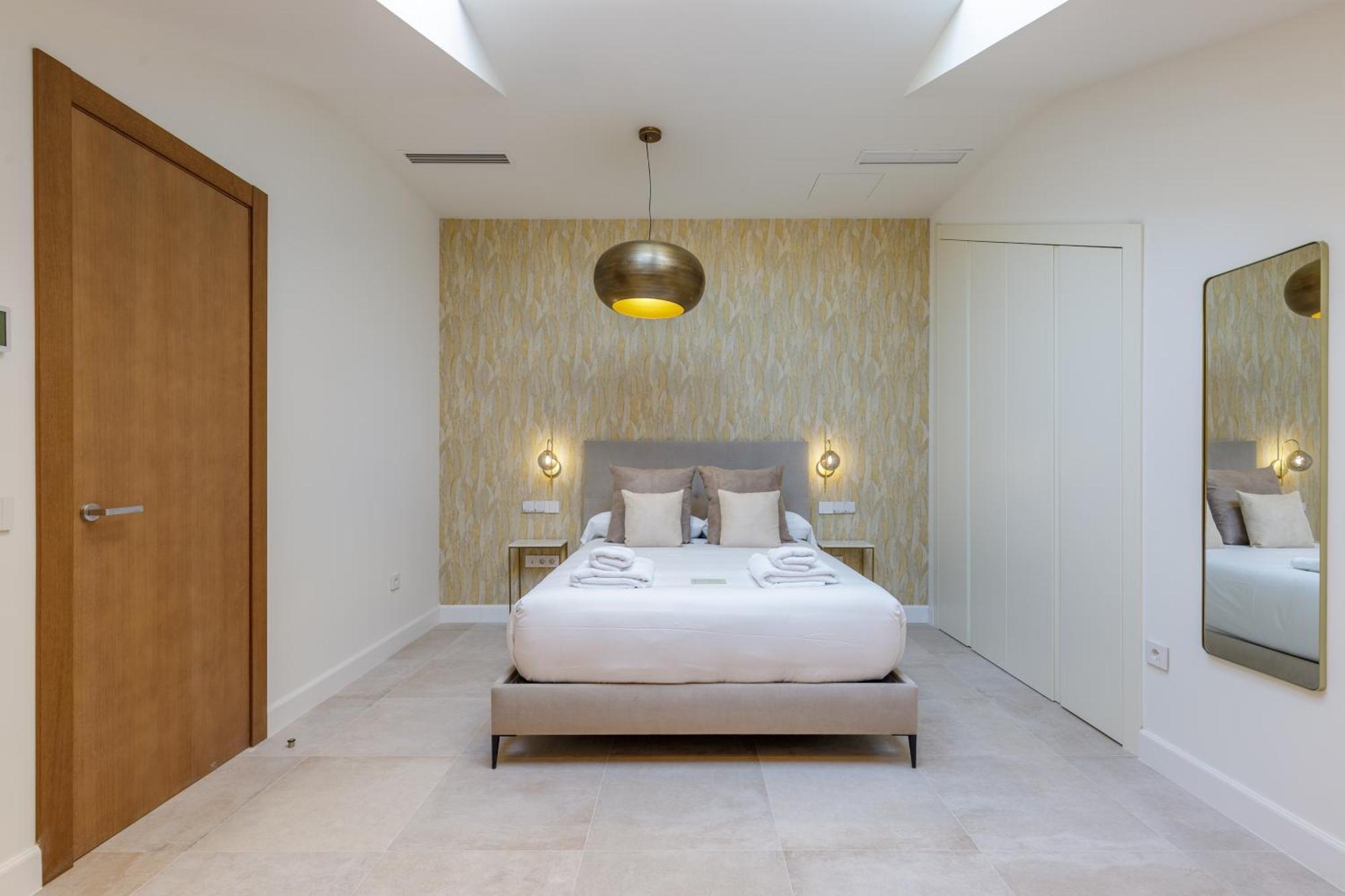 Plaza Del Siglo & Boutique By Caleta Homes Malaga