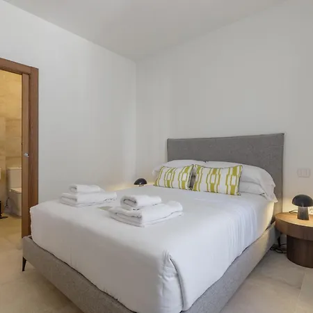 Plaza Del Siglo Suites & Boutique Apartments By Caleta Homes Malaga Exterior photo