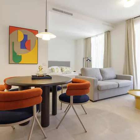 Plaza Del Siglo Suites & Boutique Apartments By Caleta Homes Malaga Exterior photo